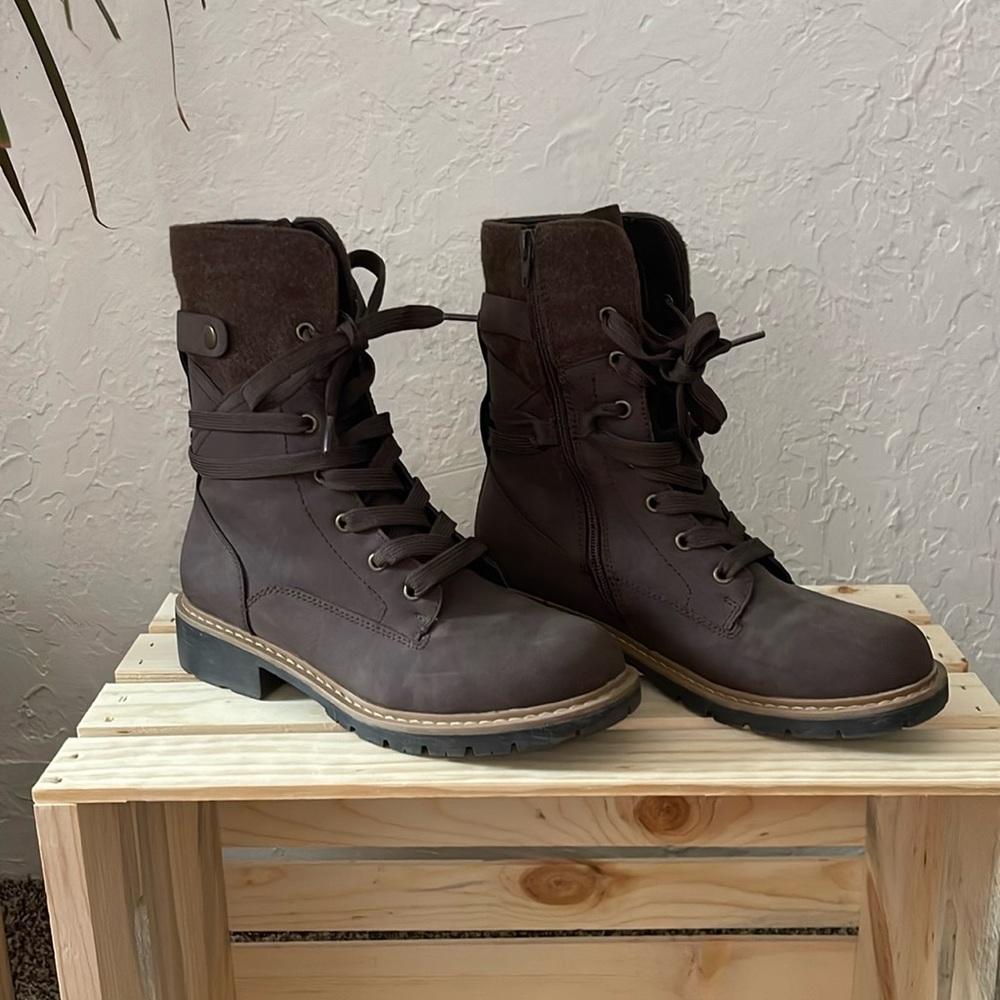 Remi felt hiker boot